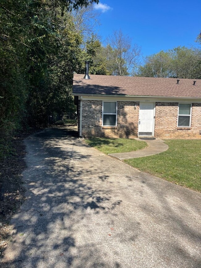 Building Photo - 3 bedroom 2 bath Hermitage duplex