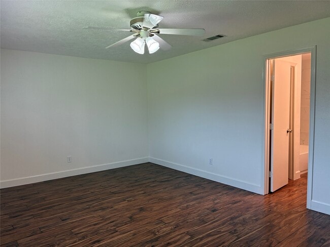 Building Photo - 17034 Coachmaker Dr