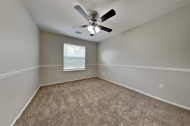 Building Photo - 3207 Trail Hollow Dr
