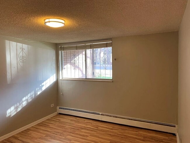 Building Photo - LOCATION LOCATION! Exceptional opportunity to rent a residence in a prime location in Governors P...