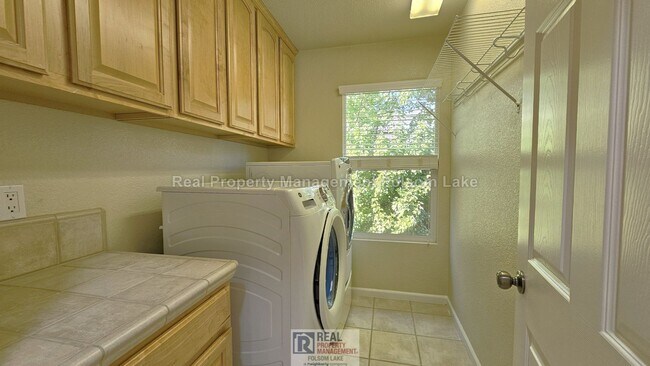 Building Photo - 4446 Menaggio Way