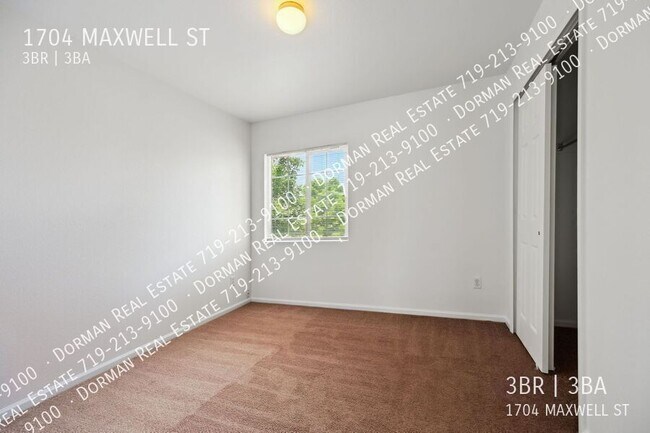 Building Photo - 1704 Maxwell St