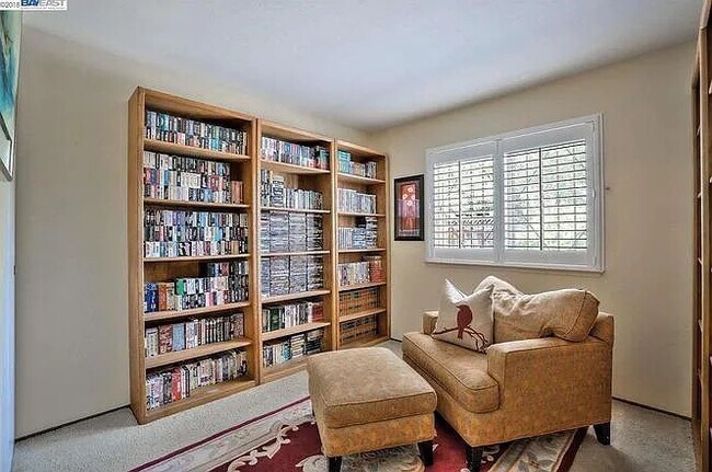 Building Photo - 36264 Brighton Ct