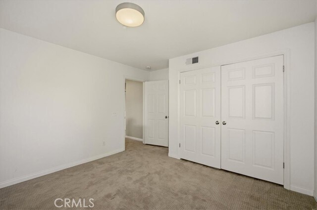 Building Photo - 86 Quail