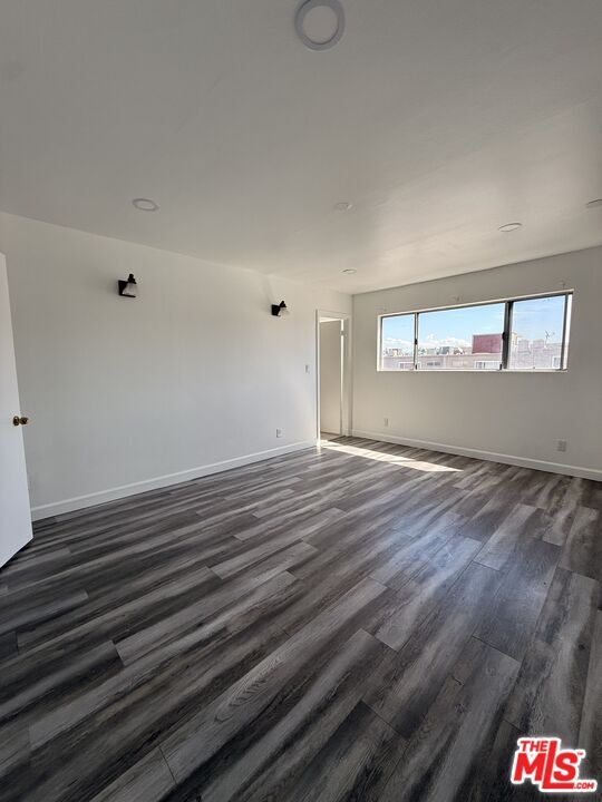 Building Photo - 18110 Killion St