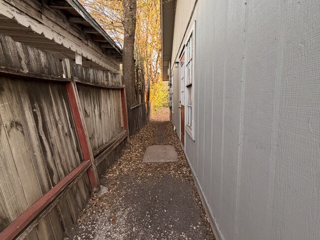 Building Photo - Bright & Inviting 2-Bedroom Duplex in a Highly Desirable Central Location