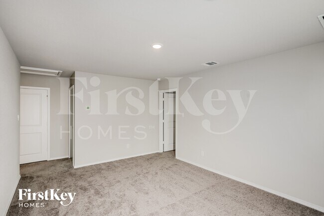 Building Photo - 6441 Cotton Ridge