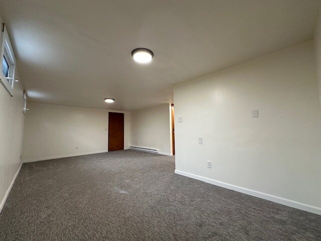 Building Photo - 1019 N Bowdish Rd