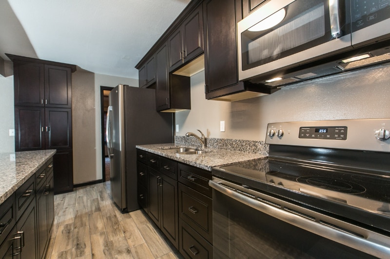 Building Photo - 567 Loras Blvd