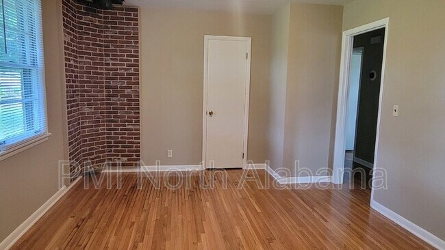 Building Photo - 6408 Robinhood Ln NW