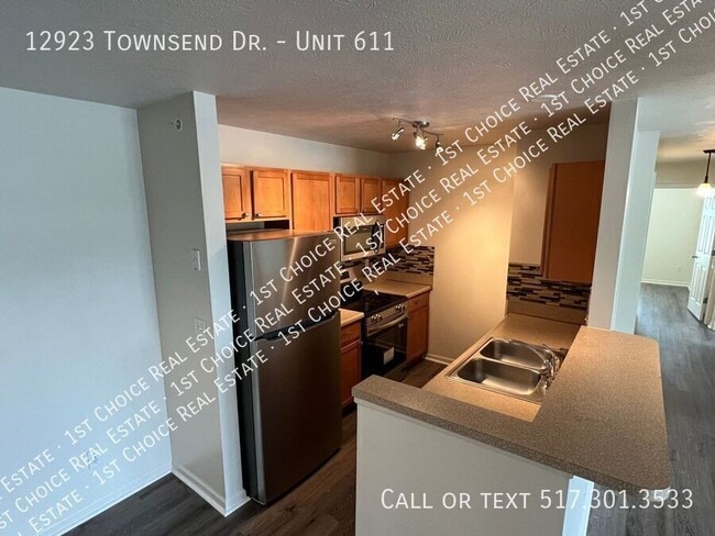 Building Photo - 12923 Townsend Dr