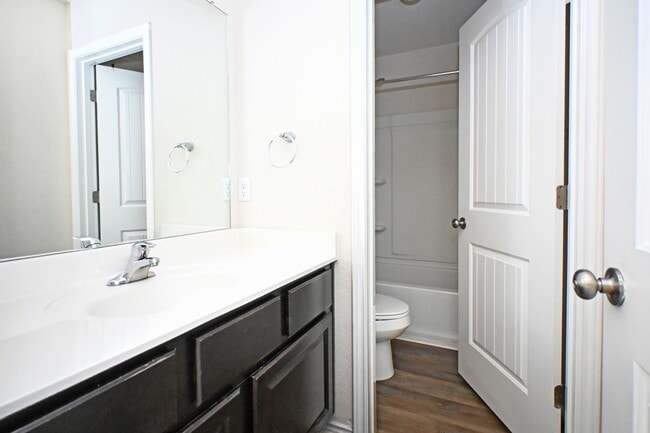 Building Photo - 138 Buttercup Bnd