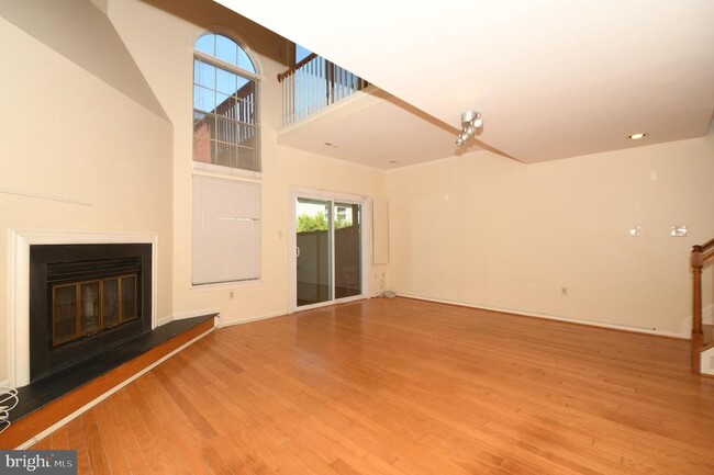 Building Photo - 7802 Mistic View Ct