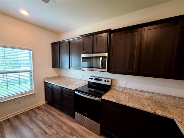 Building Photo - 104 Lady Bird Ct