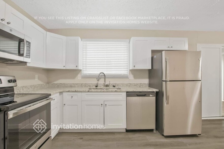 Building Photo - 651 Fairforest Ct