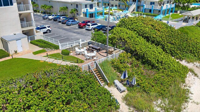 Building Photo - 3851 N Ocean Blvd