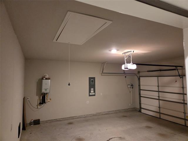 Building Photo - 2025 St Andrew's Wy