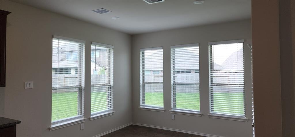 Building Photo - 8706 Sunbury Oak Cir