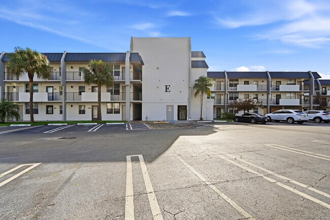 Building Photo - 777 S Federal Hwy