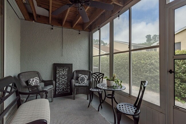 Building Photo - Andover Circle