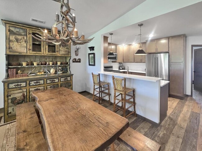 Building Photo - 1558 Blaine's Wy