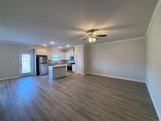 Building Photo - 200-B Alston Ridge Dr