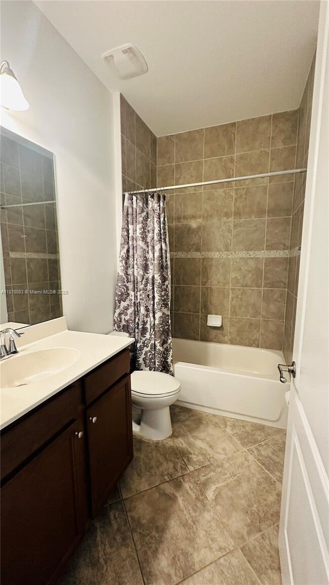 Building Photo - 5217 SW 78th Terrace