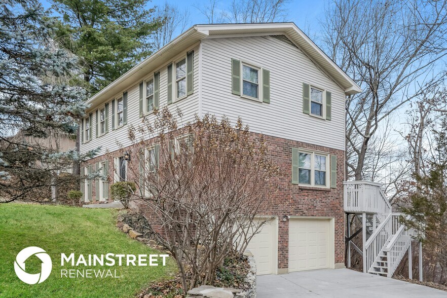 Building Photo - 9109 Lakeridge Dr