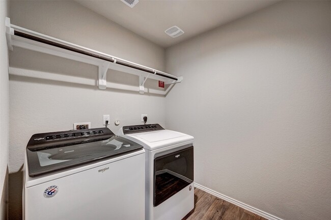 Building Photo - 1710 Goose Island Ln