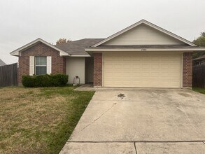 Building Photo - Coming Soon! Eagle Mountain ISD ! 3/2/2 Large yard ! Split bedrooms