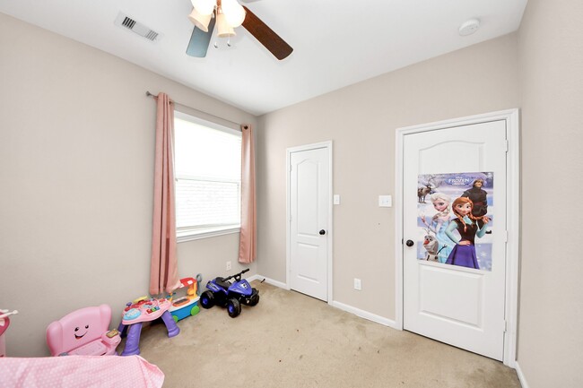 Building Photo - 6810 Hunters Trace Ln