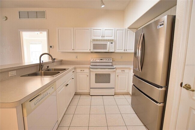 Building Photo - 3103 L Pavia Blvd