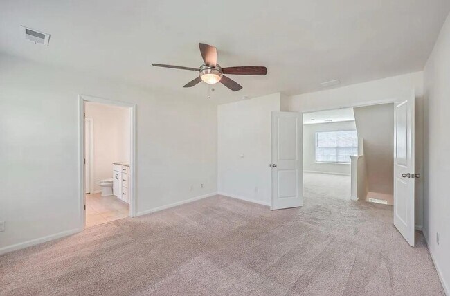 Building Photo - 510 Lateleaf Dr
