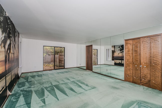 Building Photo - 22745 Wrexford Dr