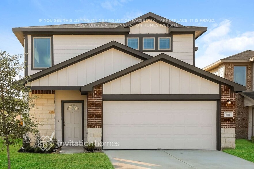 Primary Photo - 10810 Cloudless Ct