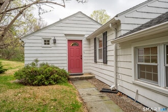 Building Photo - 30 Hillsboro Dr