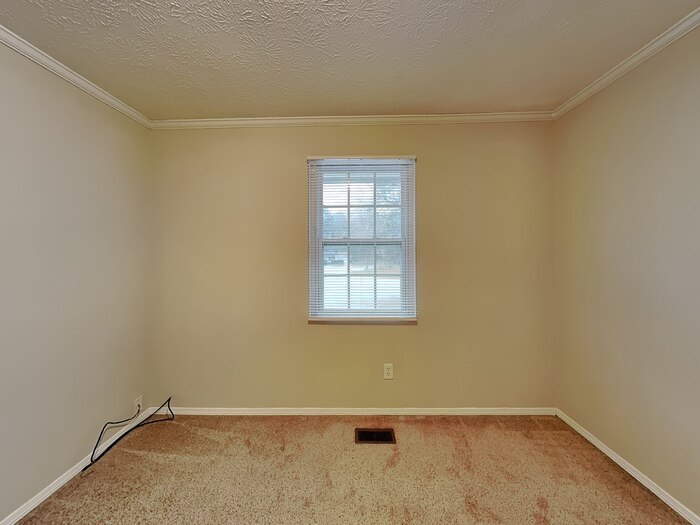 Building Photo - 2172 Sara Ashley Way