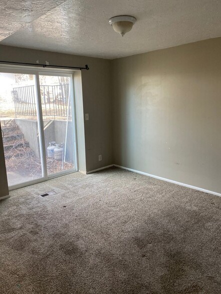 Building Photo - 2340 N 250 W