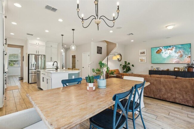 Building Photo - 17226 Hickory Wind Dr