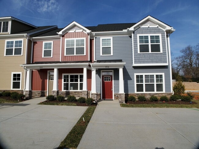 Primary Photo - Modern & Bright 3-Bed End-Unit Townhome in...
