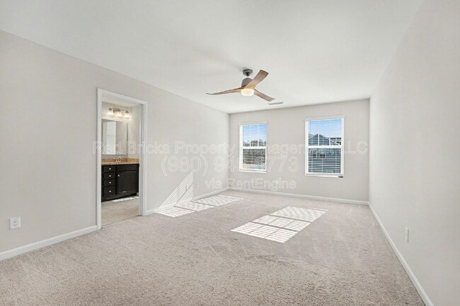 Building Photo - 5984 River Mdw Ct