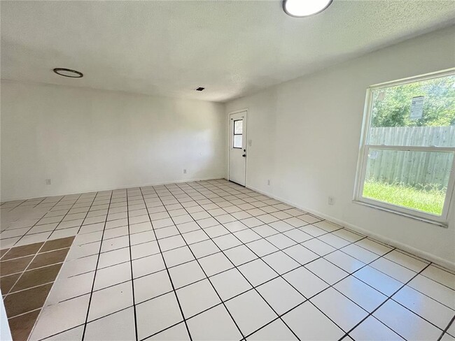 Building Photo - 1846 Ritter Rd