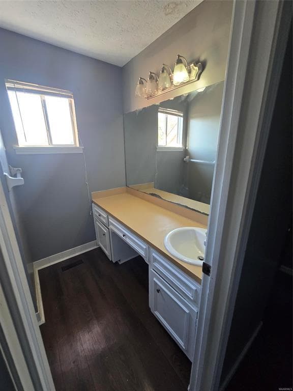 Building Photo - 6628 E Aberdeen Dr