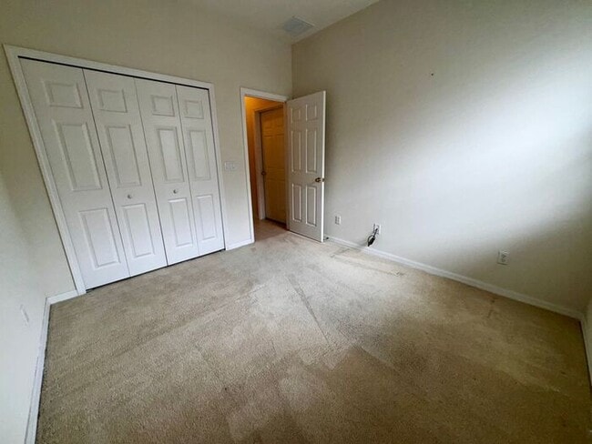 Building Photo - 4 Bedroom 3 bath Vista Lakes Home with a Fenced Backyard!