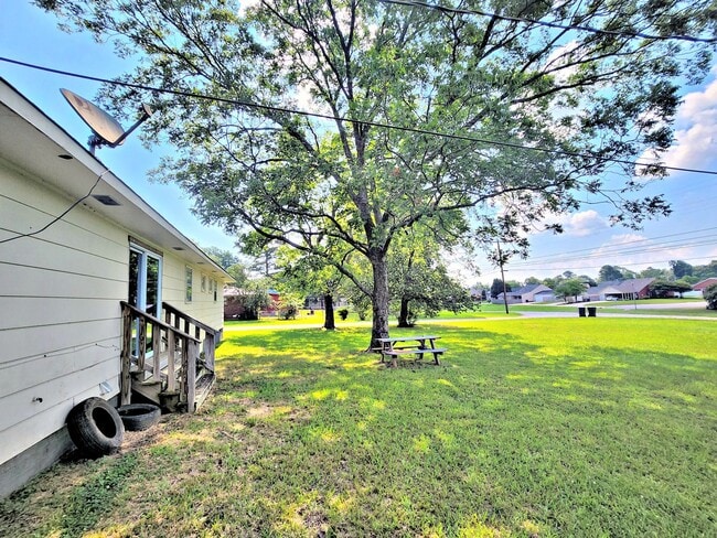 Building Photo - HOUSE FOR RENT - DECATUR