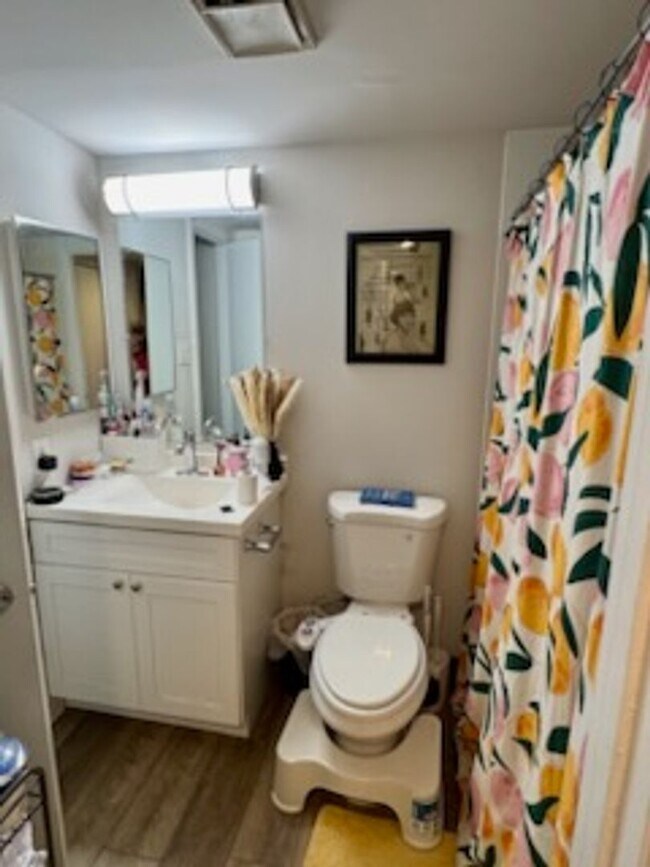 Building Photo - Welcome to Urban Elegance in the Heart of Historic Old City, Philadelphia