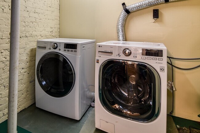 Building Photo - 57 Coburn Ave