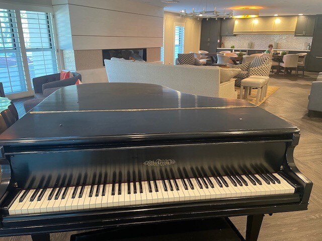 Building Photo - 130 Pearl St