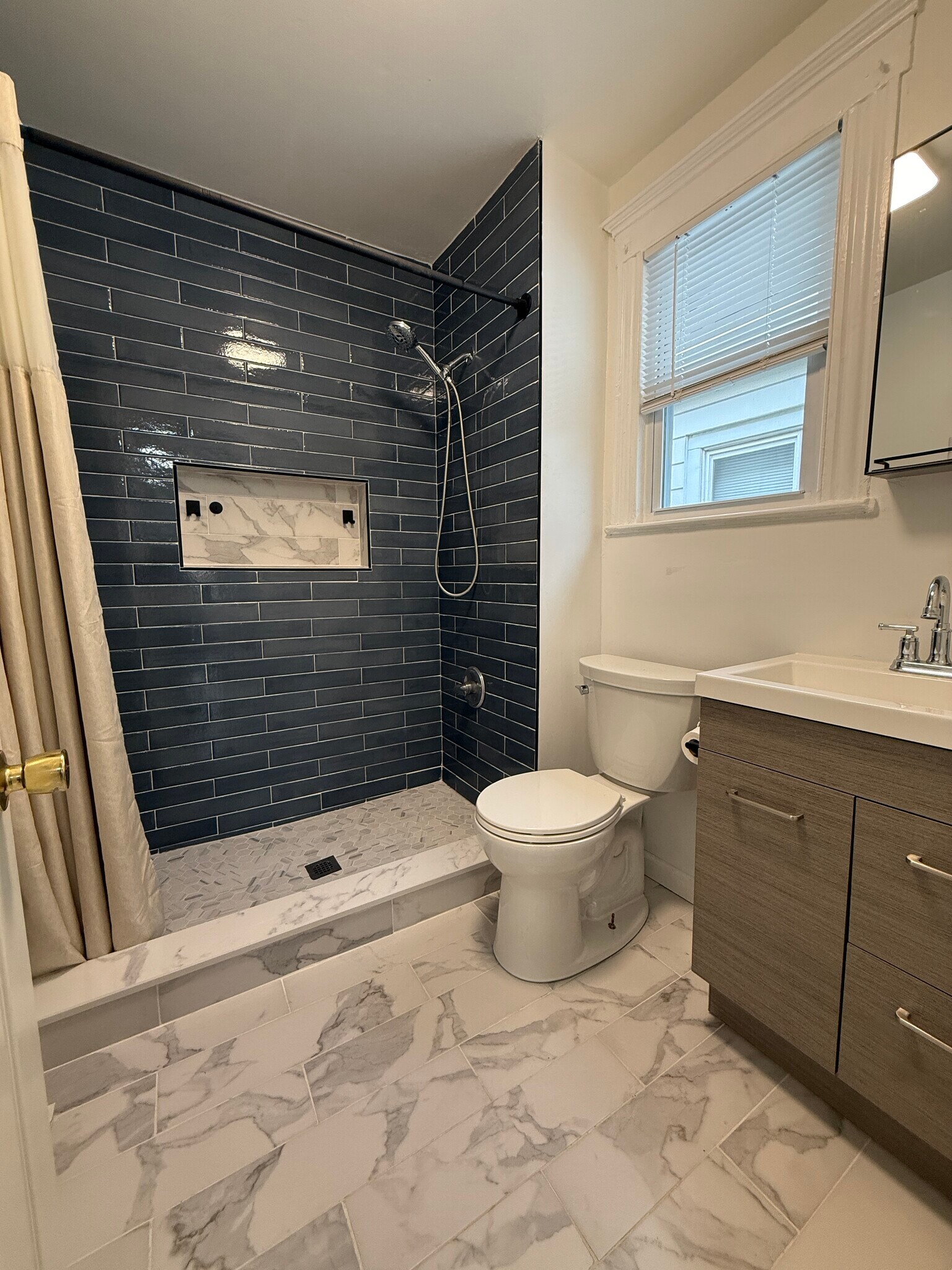 Building Photo - 38 Duke St