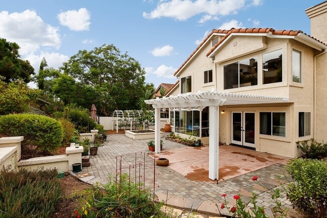 Building Photo - Carlsbad Home 3 Bedroom + retreat, 2.5 Baths 2 Car Garage